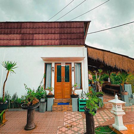 Penida Hills Hostel Batununggul Экстерьер фото