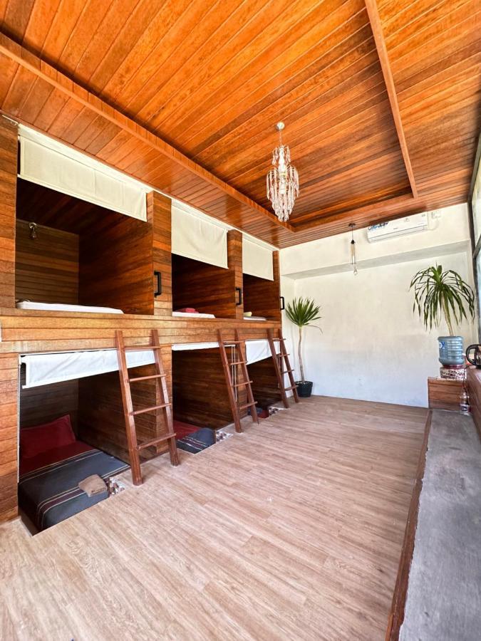 Penida Hills Hostel Batununggul Экстерьер фото